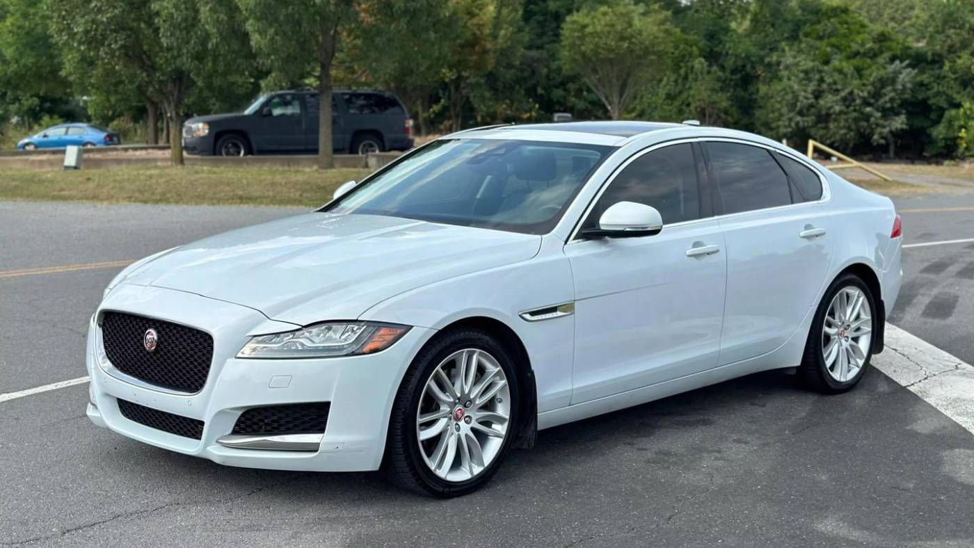 2016 Jaguar XF Prestige — Sedan — 64,651 mi — Chantilly, VA