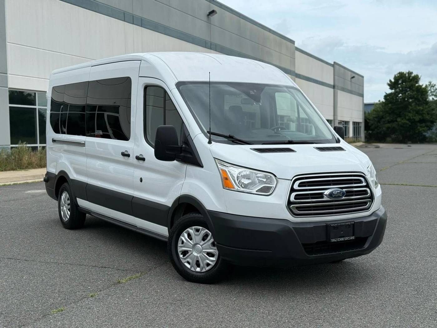 2017 Ford Transit Passenger Wagon T-350 XLT — Passenger Van — 130,043 mi — Chantilly, VA