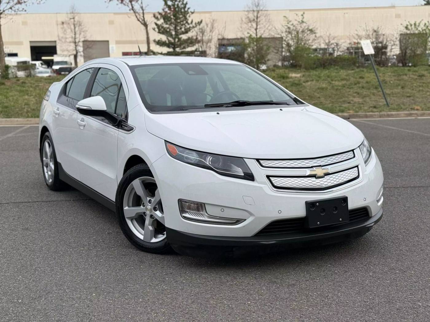 2013 Chevrolet Volt Base — Sedan — 62,343 mi — Chantilly, VA