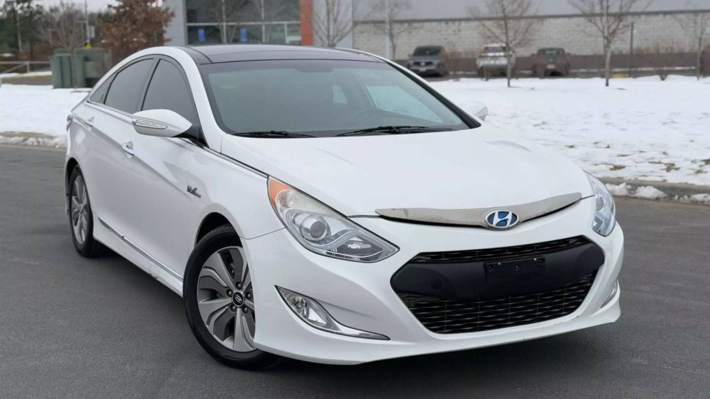 2014 Hyundai Sonata Hybrid Limited — Sedan — 82,411 mi — Chantilly, VA