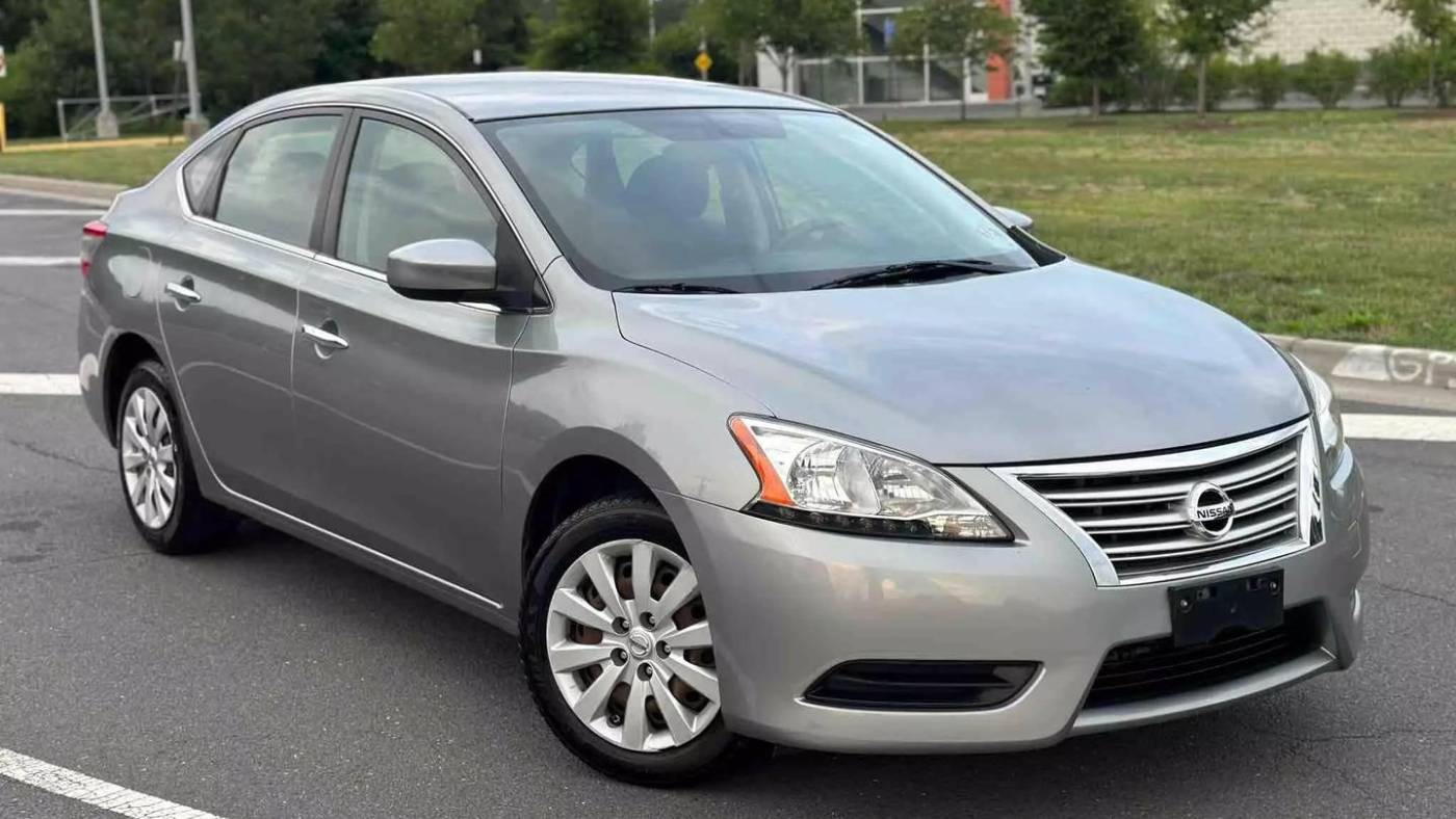 2014 Nissan Sentra SV — Sedan — 89,342 mi — Chantilly, VA