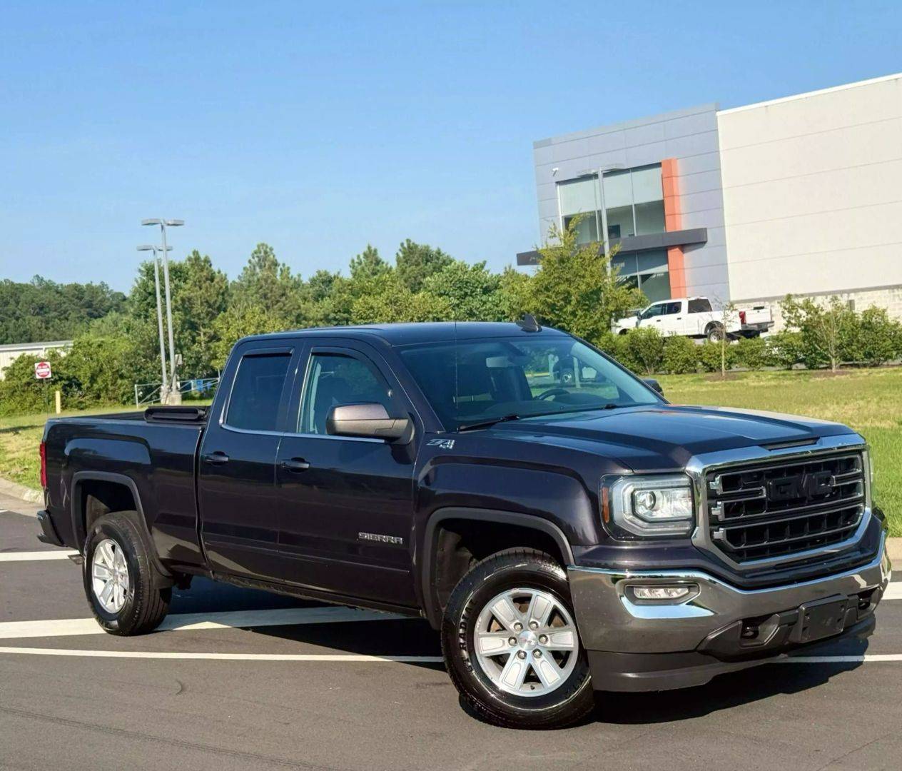 2016 GMC Sierra 1500 SLE — Pickup Truck — 123,387 mi — Chantilly, VA