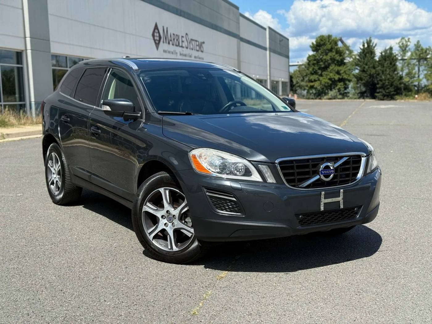 2013 Volvo XC60 T6 — SUV — 145,357 mi — Chantilly, VA