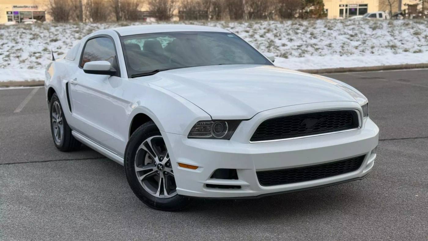2014 Ford Mustang V6 — Coupe — 50,364 mi — Chantilly, VA