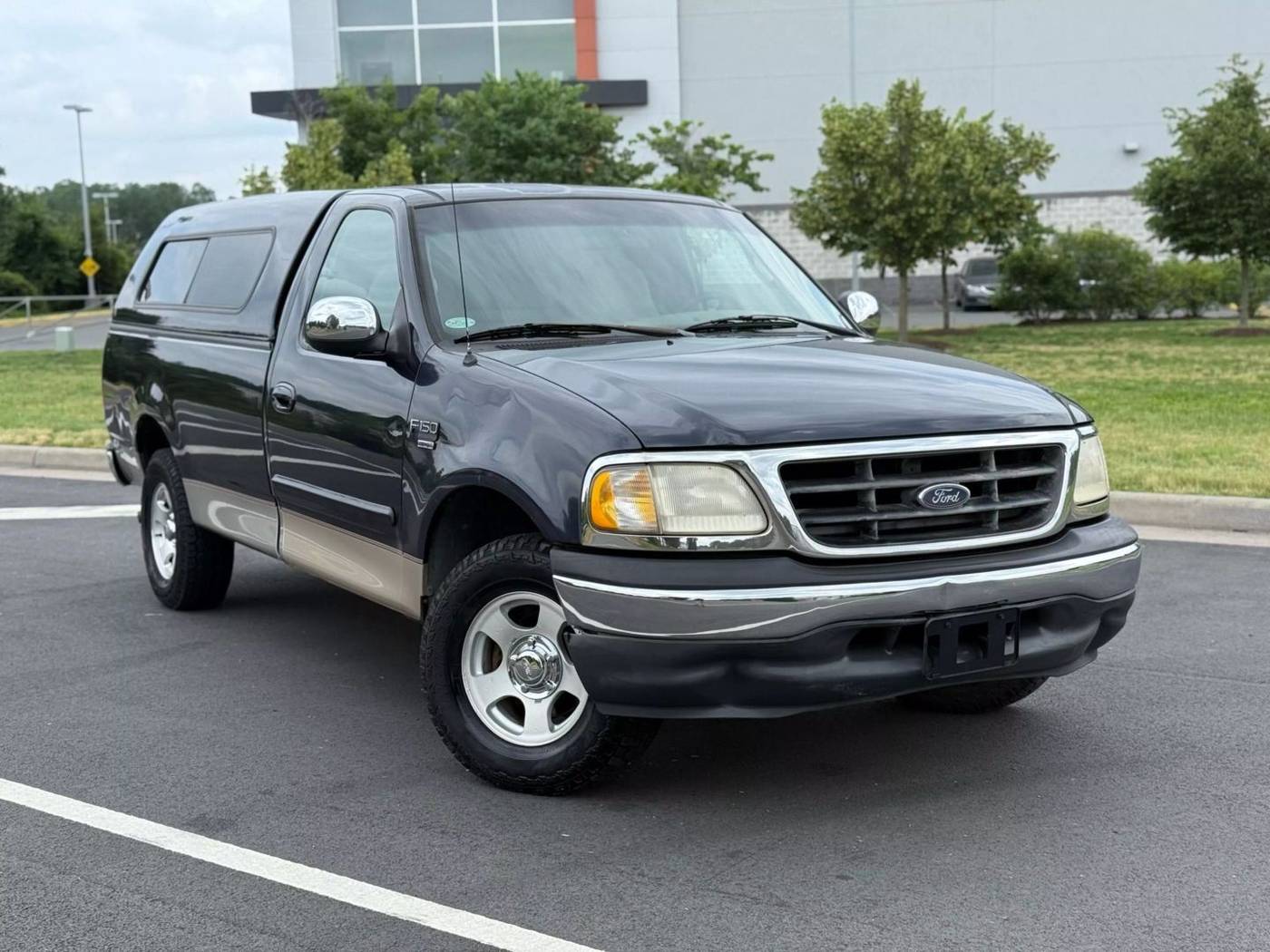 2000 Ford F-150 Base — Pickup Truck — 128,402 mi — Chantilly, VA