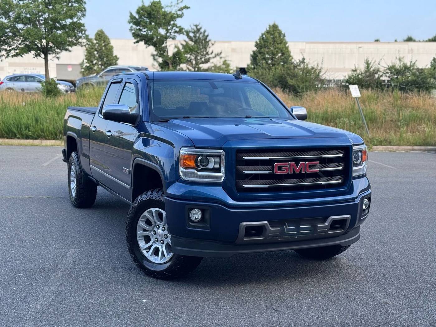 2015 GMC Sierra 1500 SLE — Pickup Truck — 106,045 mi — Chantilly, VA