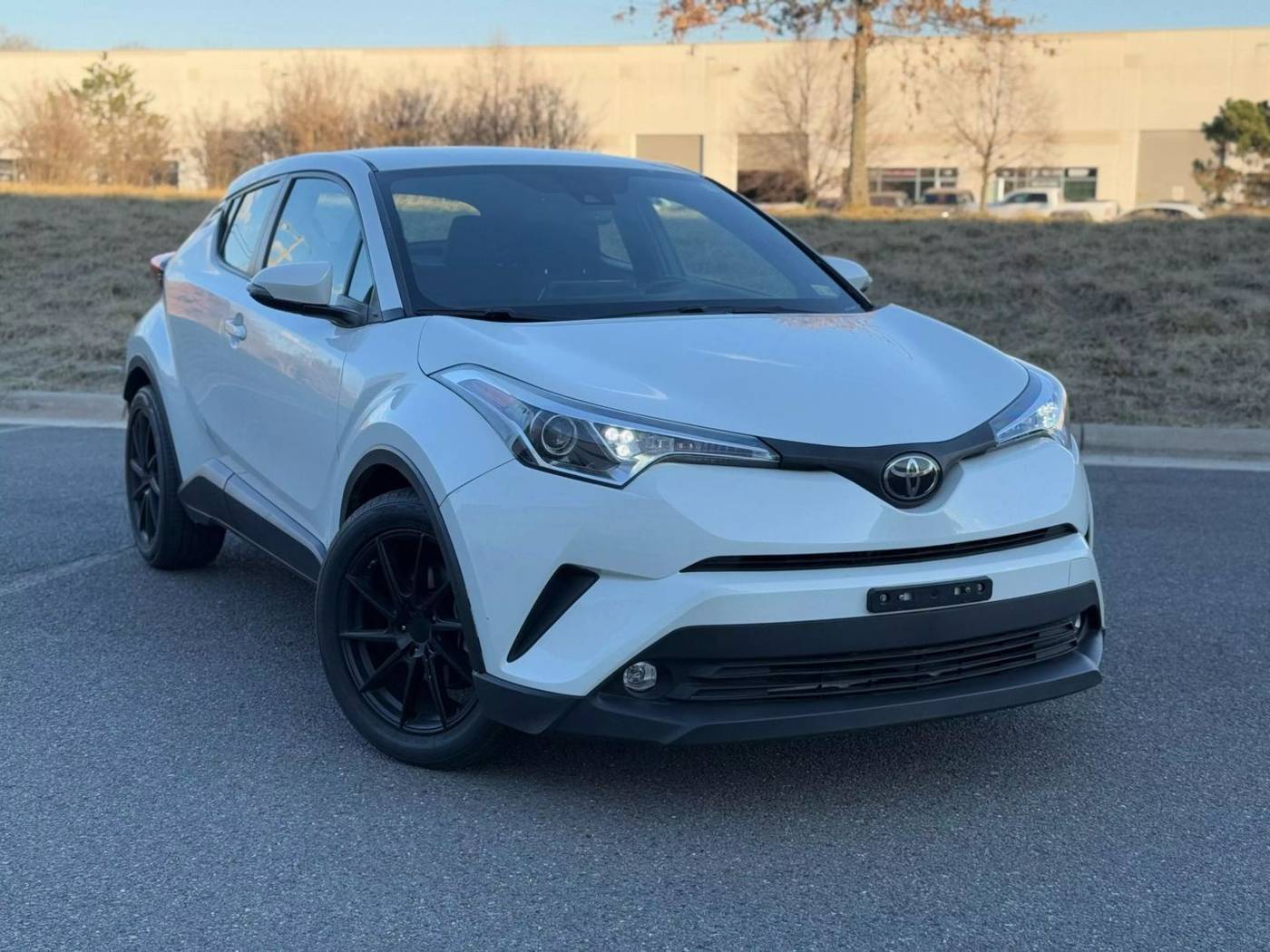 2018 Toyota C-HR XLE — SUV — 114,669 mi — Chantilly, VA