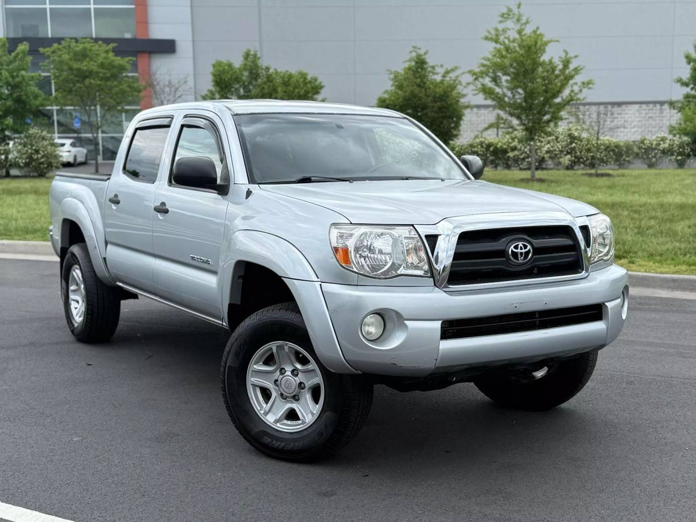 2006 Toyota Tacoma Base — Pickup Truck — 184,006 mi — Chantilly, VA