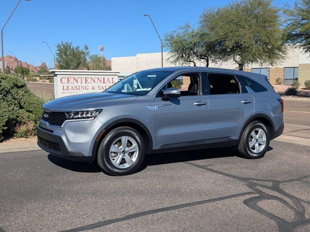 2023 Kia Sorento LX — SUV — 4,668 mi — Phoenix, AZ