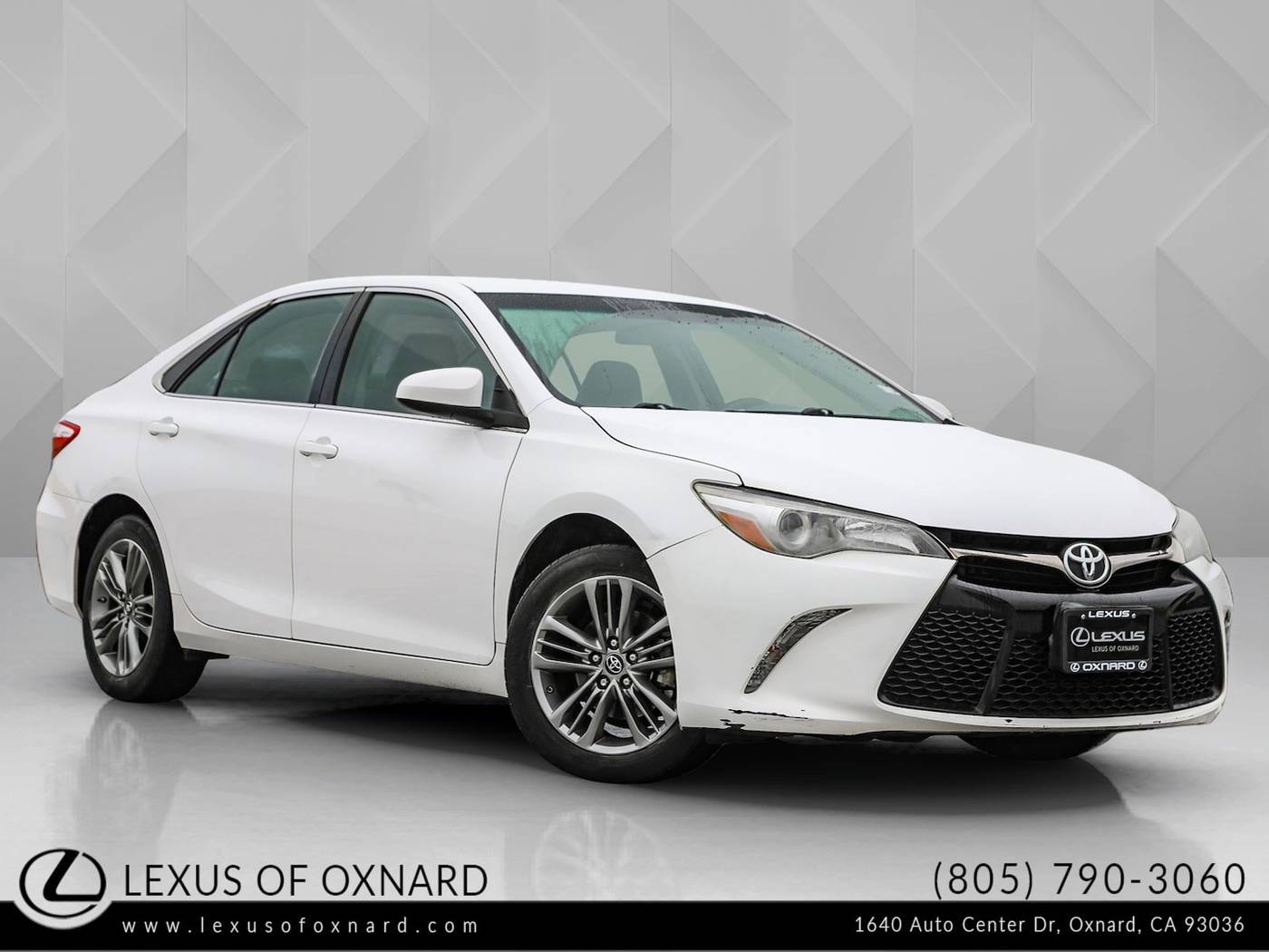 2016 Toyota Camry SE — Sedan — 99,396 mi — Oxnard, CA