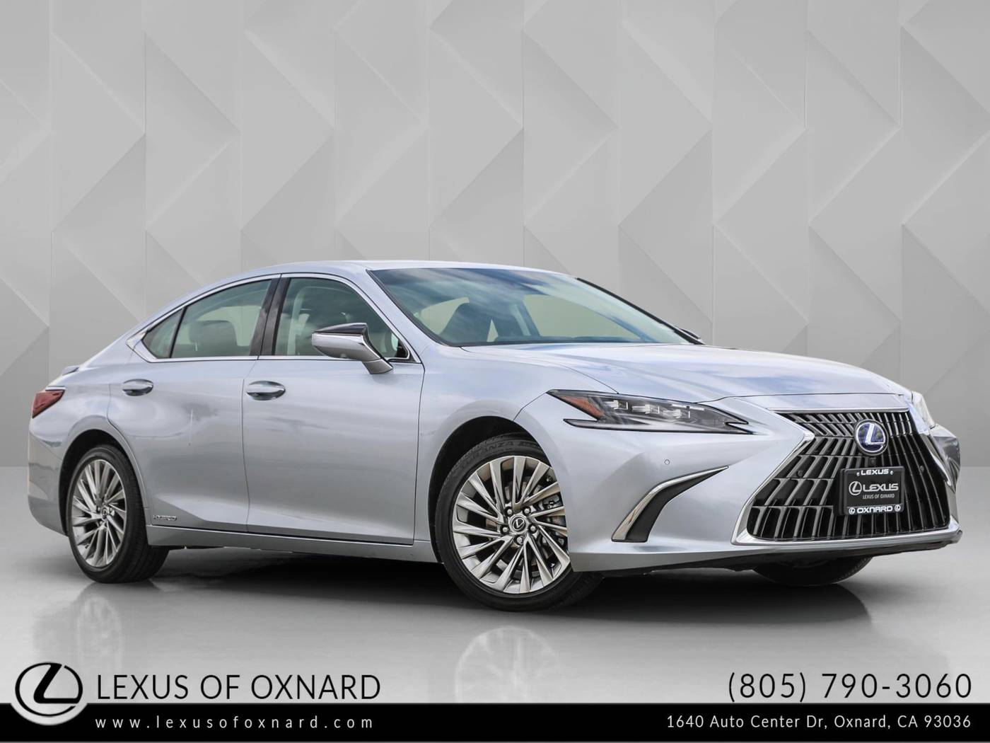 2022 Lexus ES ES 300h Luxury — Sedan — 7,095 mi — Oxnard, CA