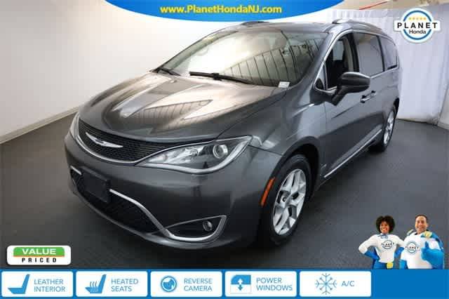2018 Chrysler Pacifica Touring L — Minivan — 125,532 mi — Union, NJ