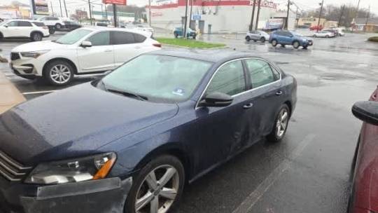 2012 Volkswagen Passat SE PZEV