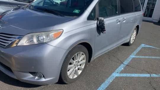 2014 Toyota Sienna Limited — Minivan — 218,284 mi — Union, NJ