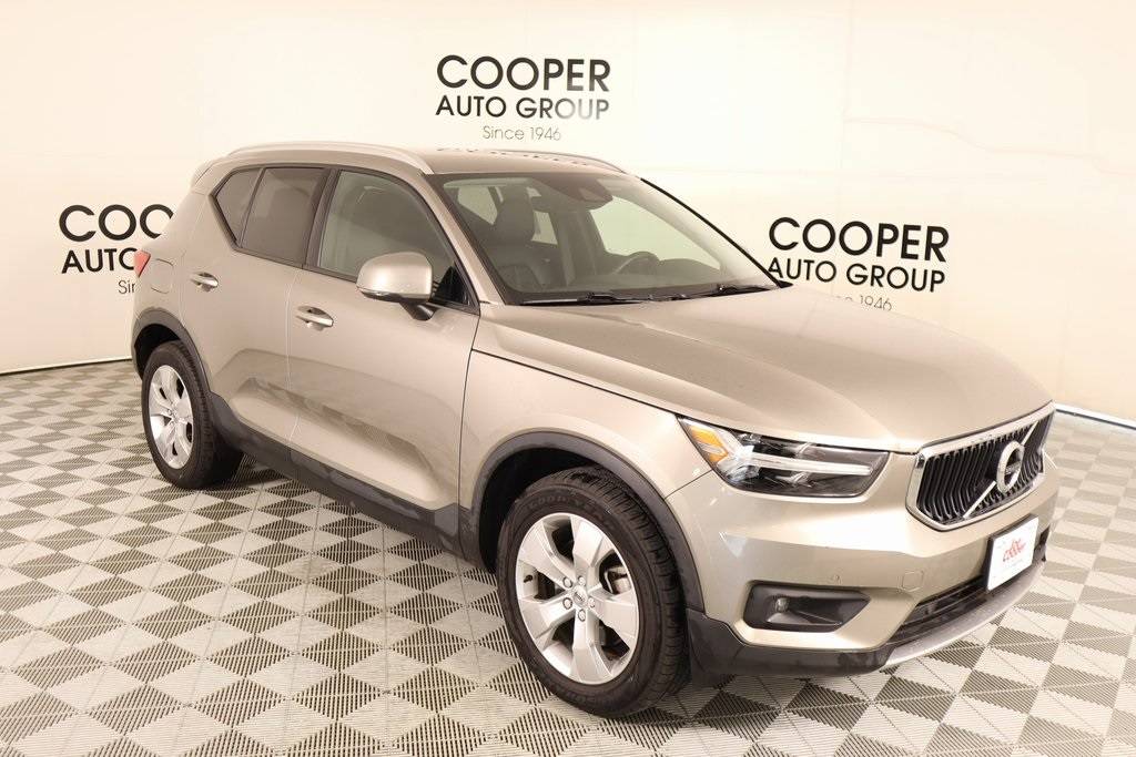 2022 Volvo XC40 Momentum — SUV — 67,863 mi — Yukon, OK