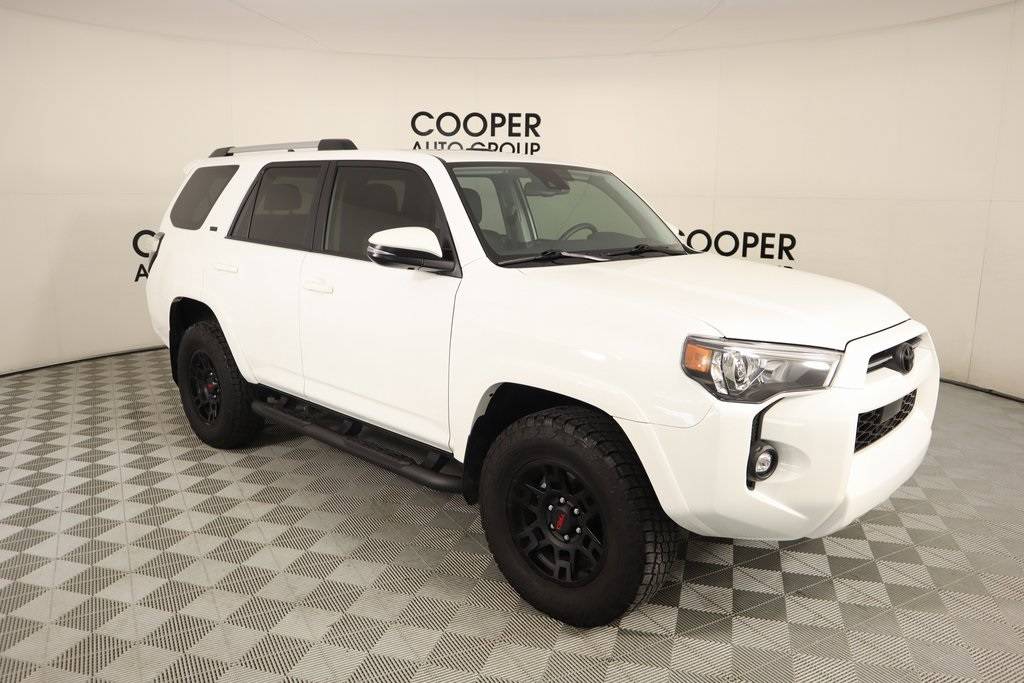2024 Toyota 4Runner SR5 Premium — SUV — 14,004 mi — Yukon, OK