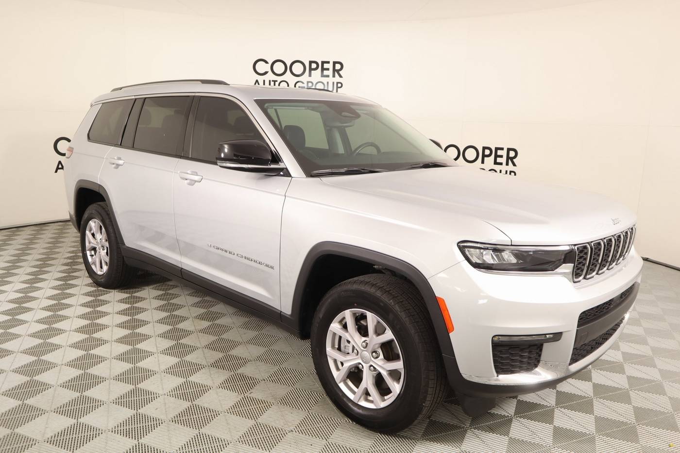 2016 Jeep Grand Cherokee Limited — SUV — 99,080 mi — Yukon, OK
