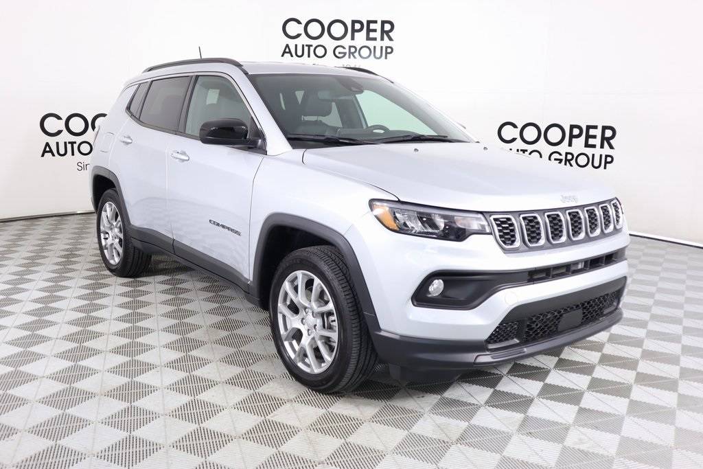 2024 Jeep Compass Latitude Lux — SUV — 10,848 mi — Yukon, OK