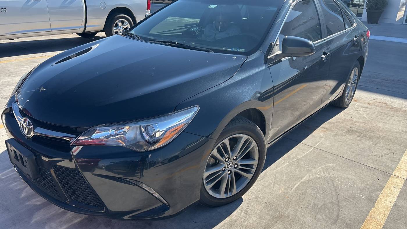 2015 Toyota Camry XLE — Sedan — 171,403 mi — Yukon, OK