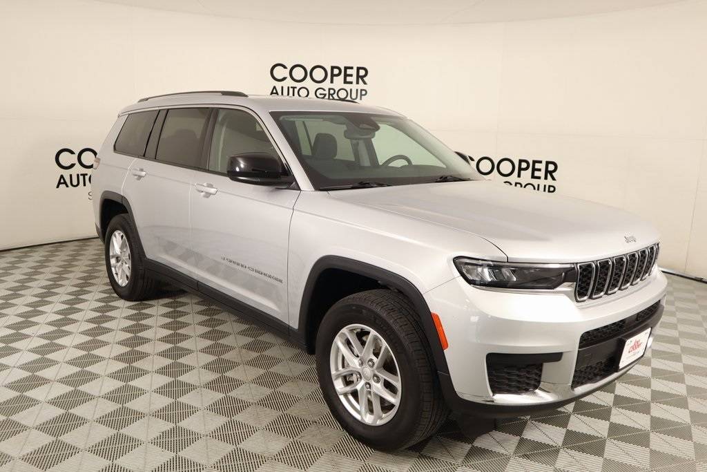 2023 Jeep Grand Cherokee Laredo — SUV — 35,822 mi — Yukon, OK
