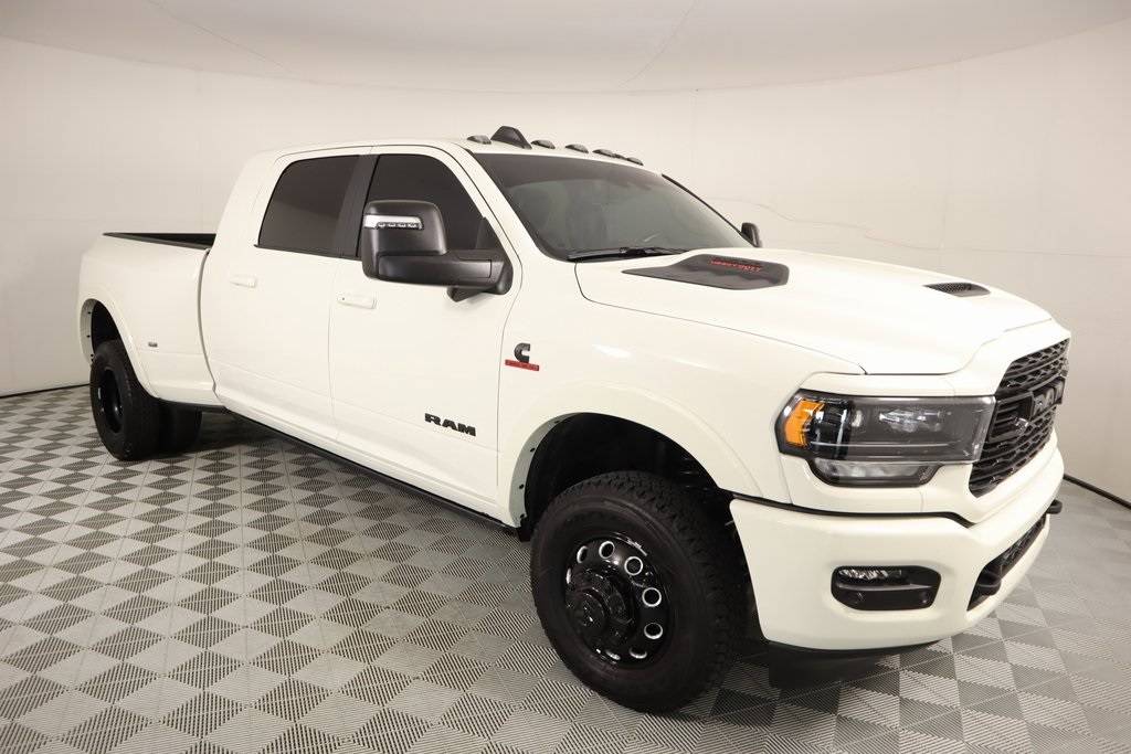 2024 Ram 3500 Limited — Pickup Truck — 3,685 mi — Yukon, OK