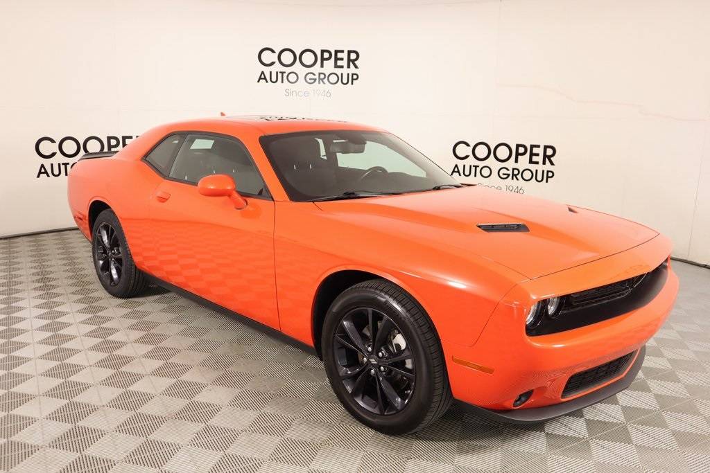 2023 Dodge Challenger SXT — Coupe — 17,873 mi — Yukon, OK