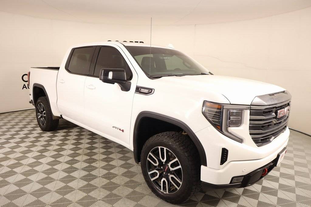 2023 GMC Sierra 1500 AT4 — Pickup Truck — 71,327 mi — Yukon, OK