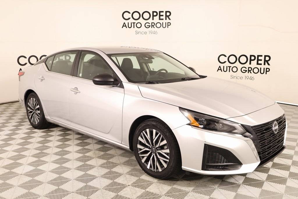 2024 Nissan Altima SV — Sedan — 46,930 mi — Yukon, OK