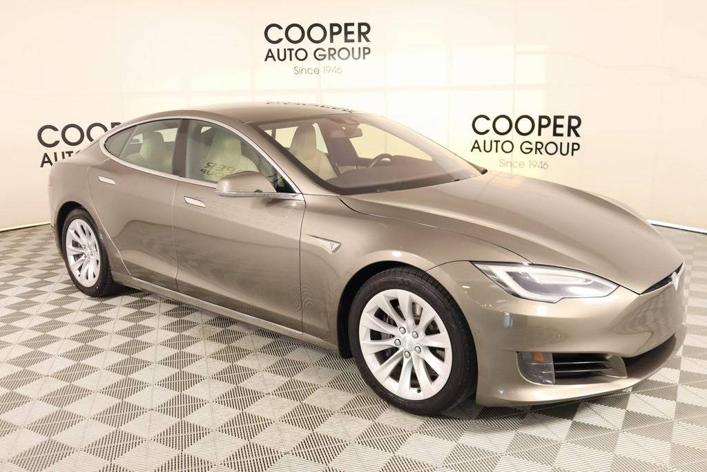 2016 Tesla Model S 90D — Hatchback — 81,983 mi — Yukon, OK