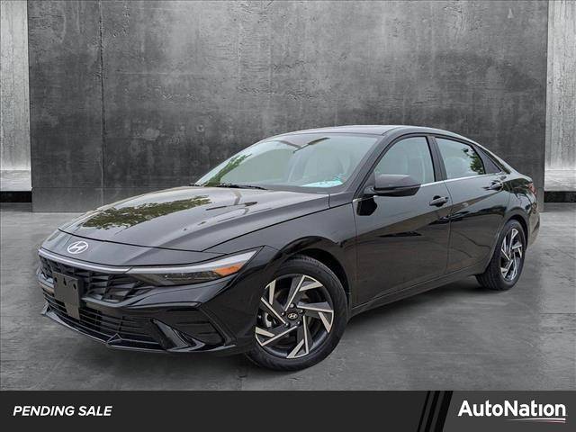 2024 Hyundai Elantra Hybrid Limited — Sedan — 2,477 mi — Houston, TX