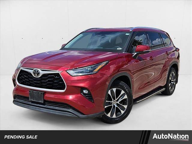 2021 Toyota Highlander XLE — SUV — 71,059 mi — Houston, TX