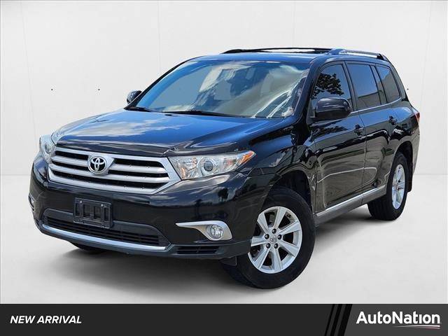 2013 Toyota Highlander Plus V6 — SUV — 134,863 mi — Houston, TX