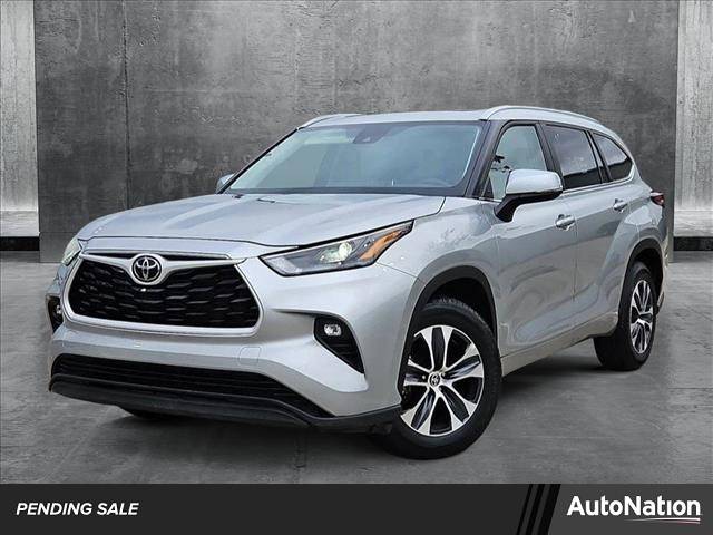 2024 Toyota Highlander XLE — SUV — 33,635 mi — Houston, TX