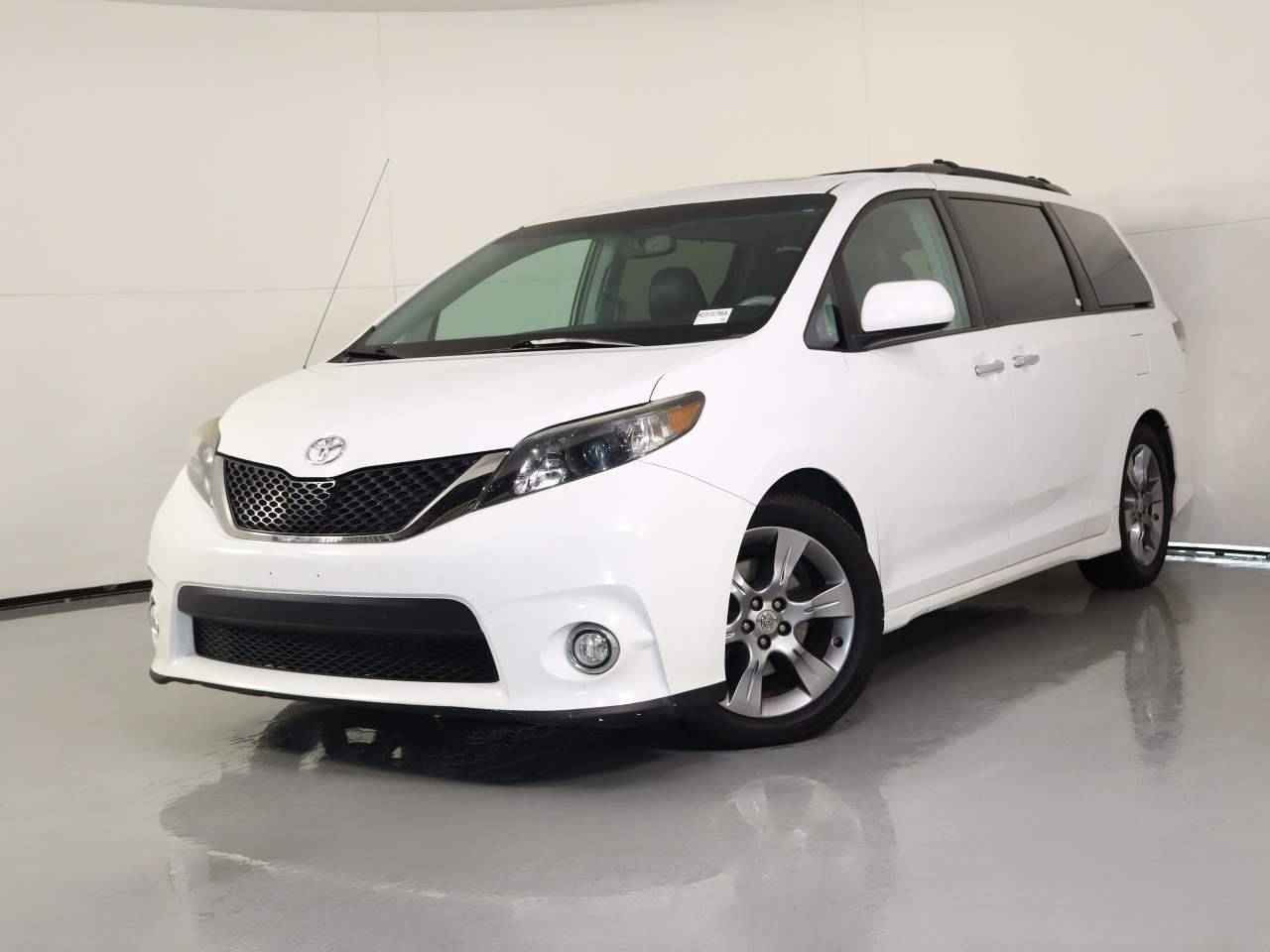 2014 Toyota Sienna SE — Minivan — 120,882 mi — Tucson, AZ