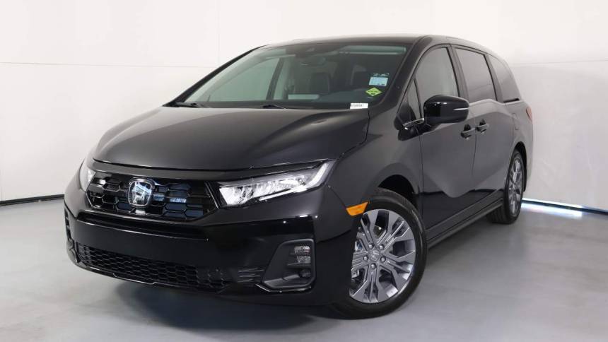 2025 Honda Odyssey Touring — Minivan — 8 mi — Tucson, AZ