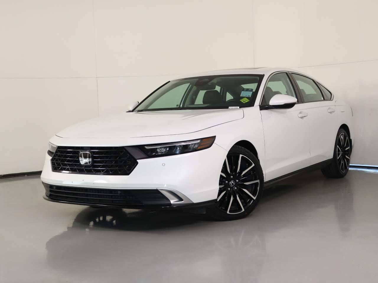2023 Honda Accord Hybrid Touring — Sedan — 36,173 mi — Tucson, AZ