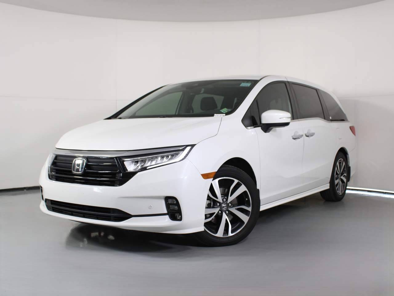 2023 Honda Odyssey Touring — Minivan — 28,271 mi — Tucson, AZ