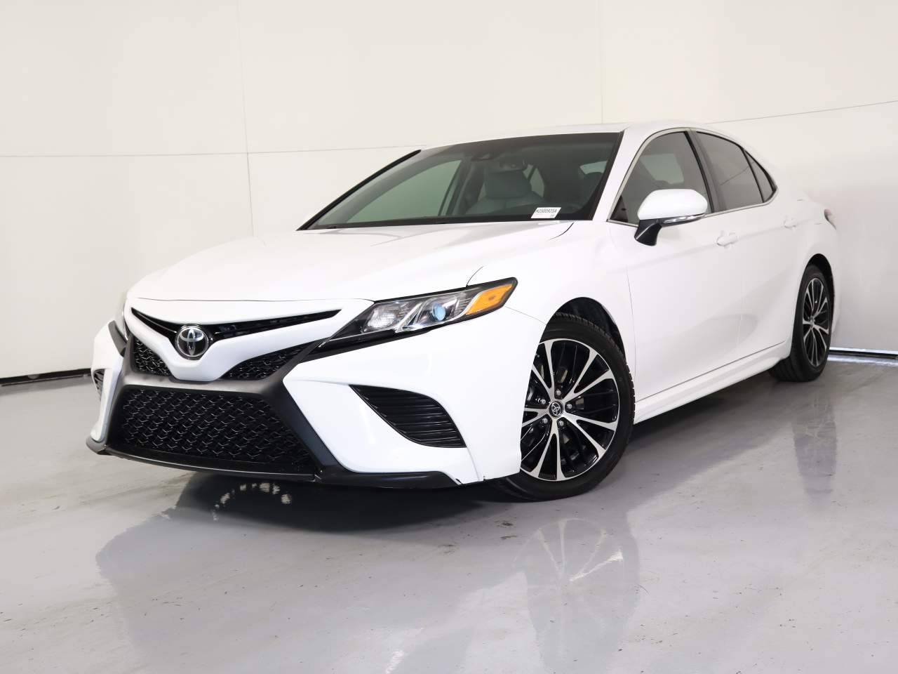2018 Toyota Camry SE — Sedan — 38,868 mi — Tucson, AZ
