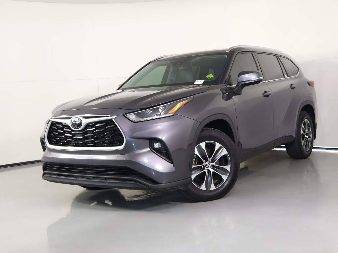 2021 Toyota Highlander XLE — SUV — 132,539 mi — Tucson, AZ