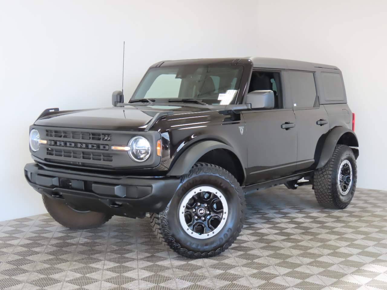 2023 Ford Bronco Base — SUV — 23,814 mi — Tucson, AZ