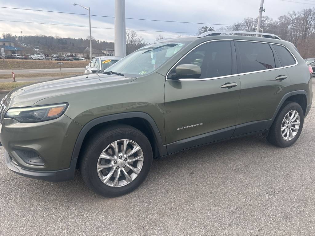 2019 Jeep Cherokee Latitude — SUV — 124,243 mi — Danville, VA