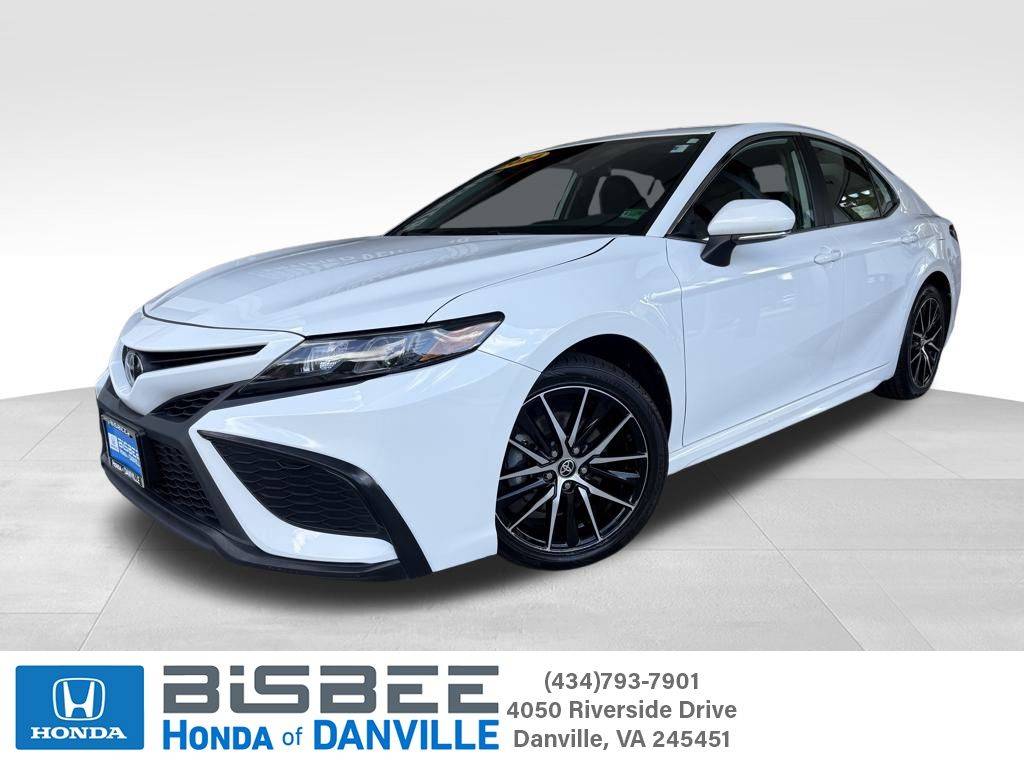 2024 Toyota Camry SE — Sedan — 52,305 mi — Danville, VA