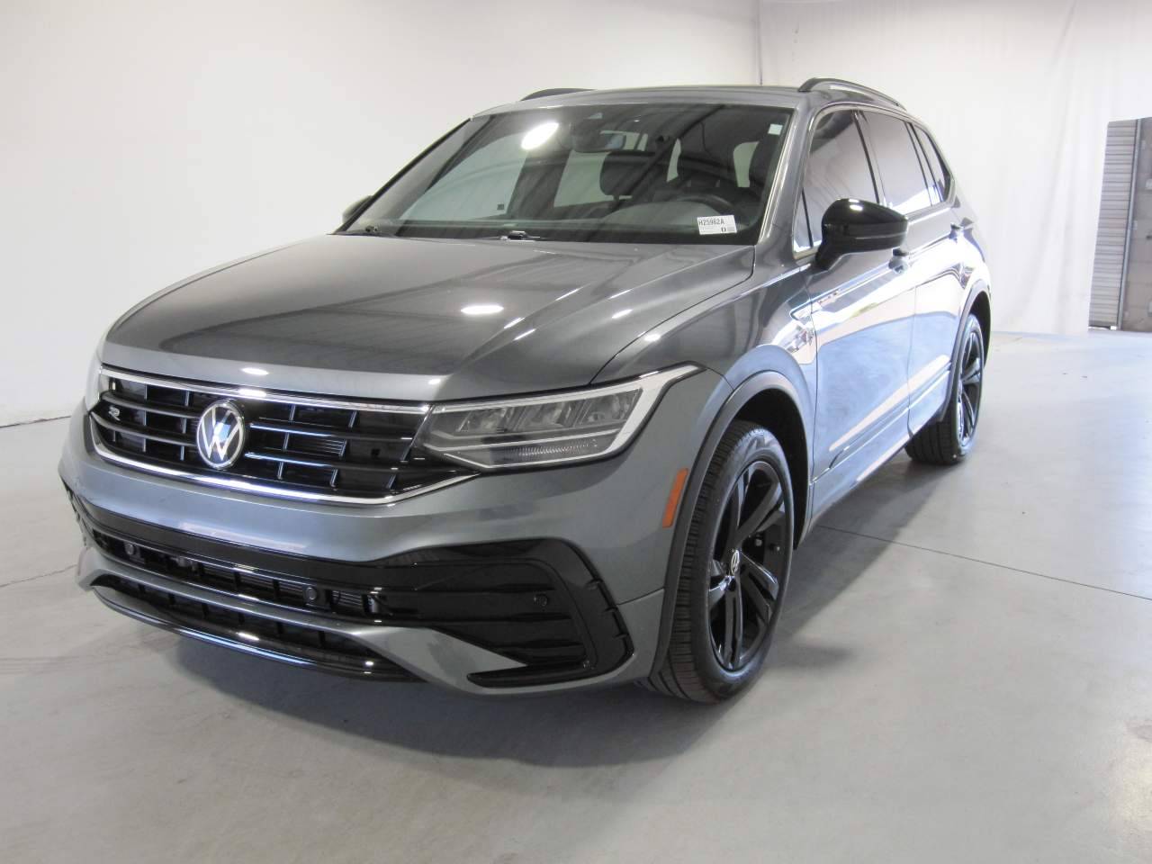 2024 Volkswagen Tiguan SE R-Line Black — SUV — 8,056 mi — Phoenix, AZ