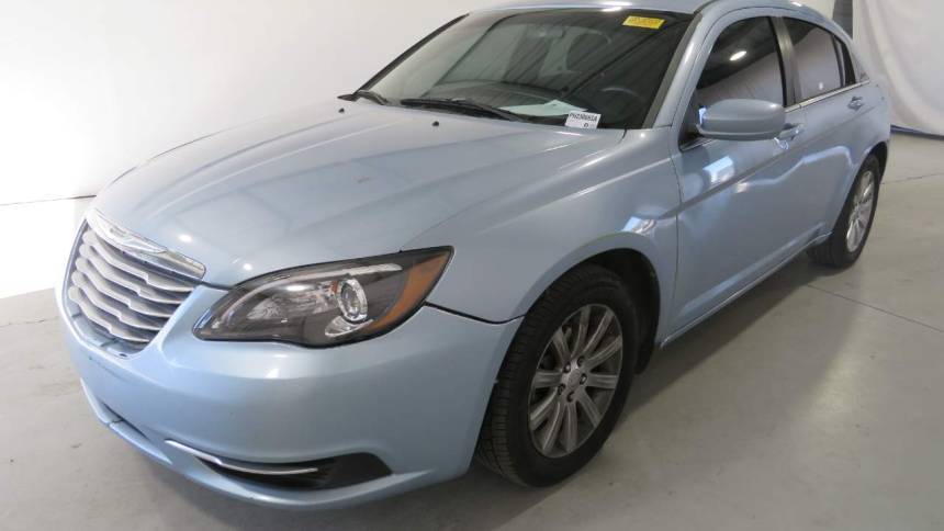 2013 Chrysler 200 Touring — Sedan — 132,469 mi — Phoenix, AZ