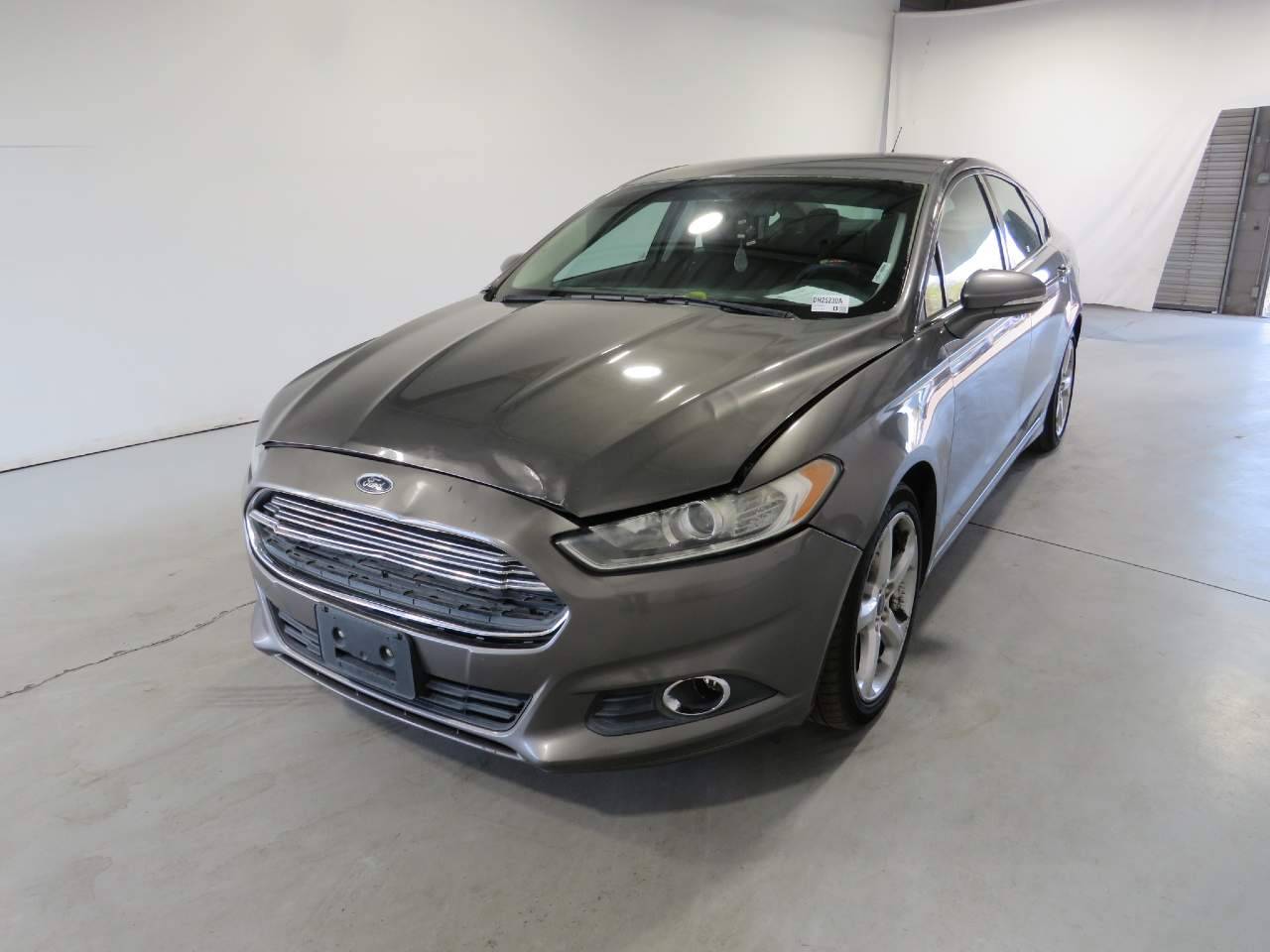 2013 Ford Fusion SE — Sedan — 150,280 mi — Phoenix, AZ