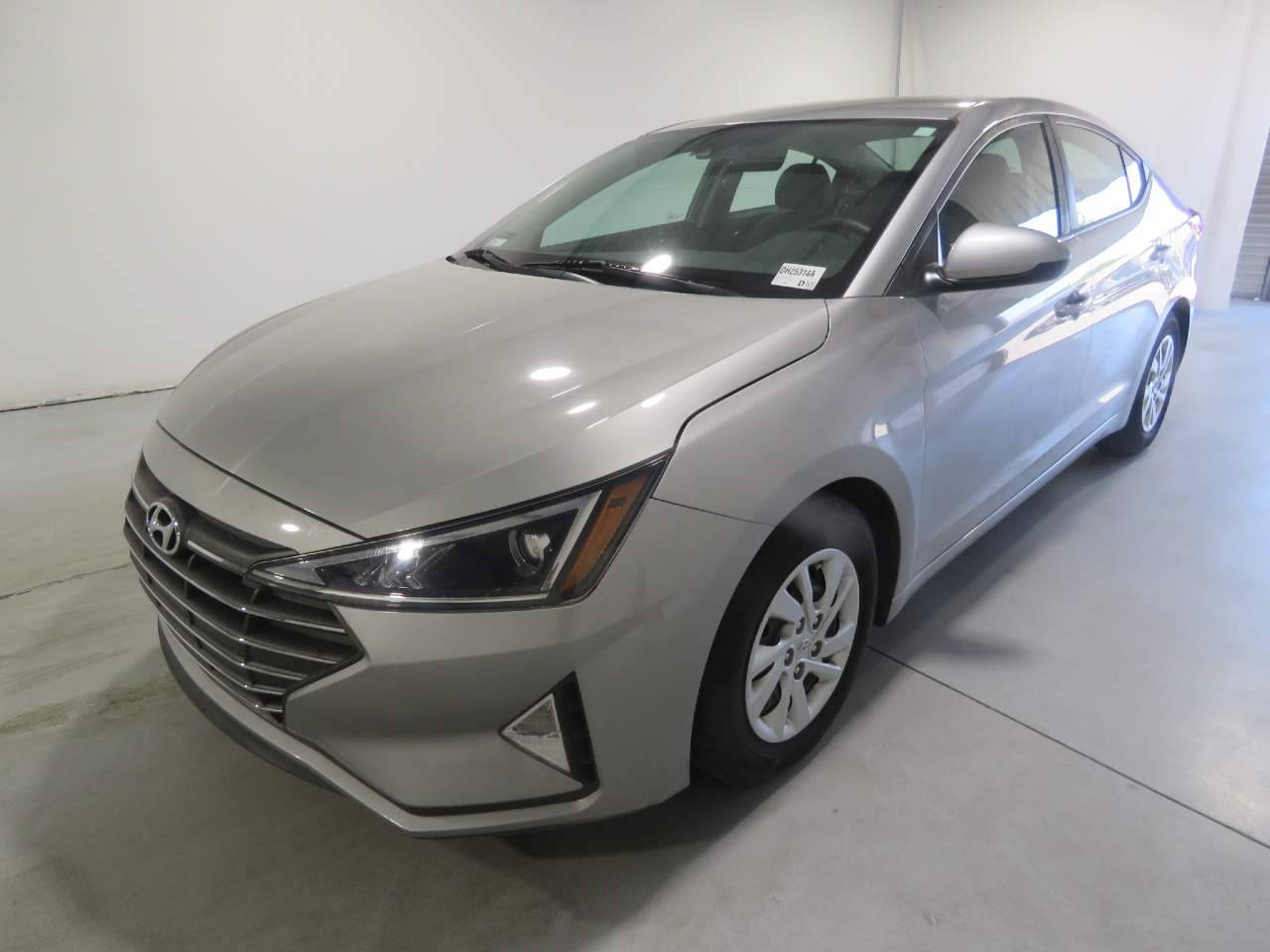 2020 Hyundai Elantra SE — Sedan — 54,460 mi — Phoenix, AZ