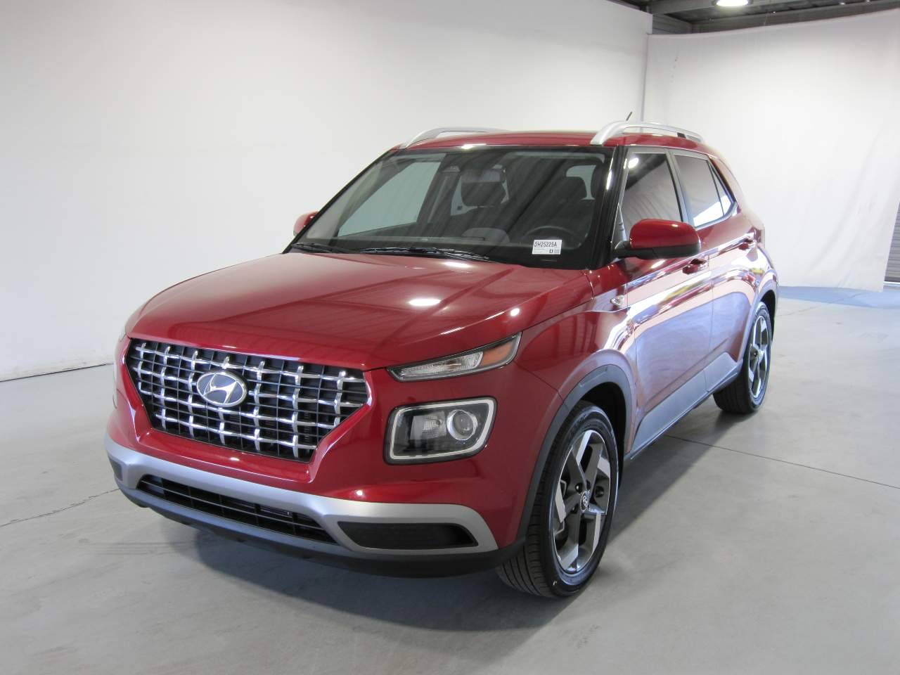2023 Hyundai Venue SEL — SUV — 28,050 mi — Phoenix, AZ