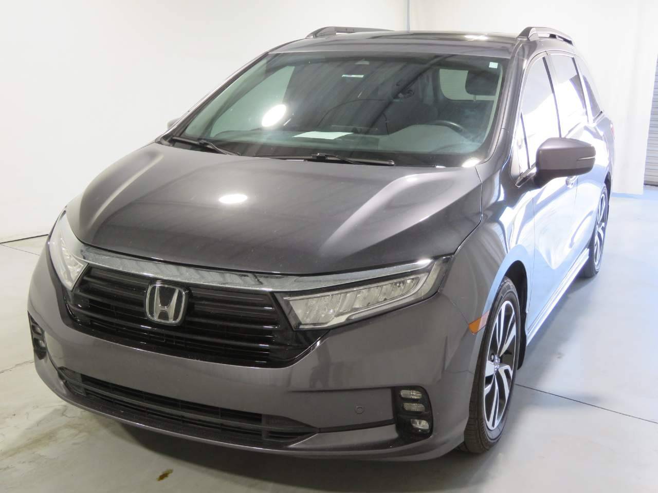 2024 Honda Odyssey Touring — Minivan — 36,817 mi — Phoenix, AZ