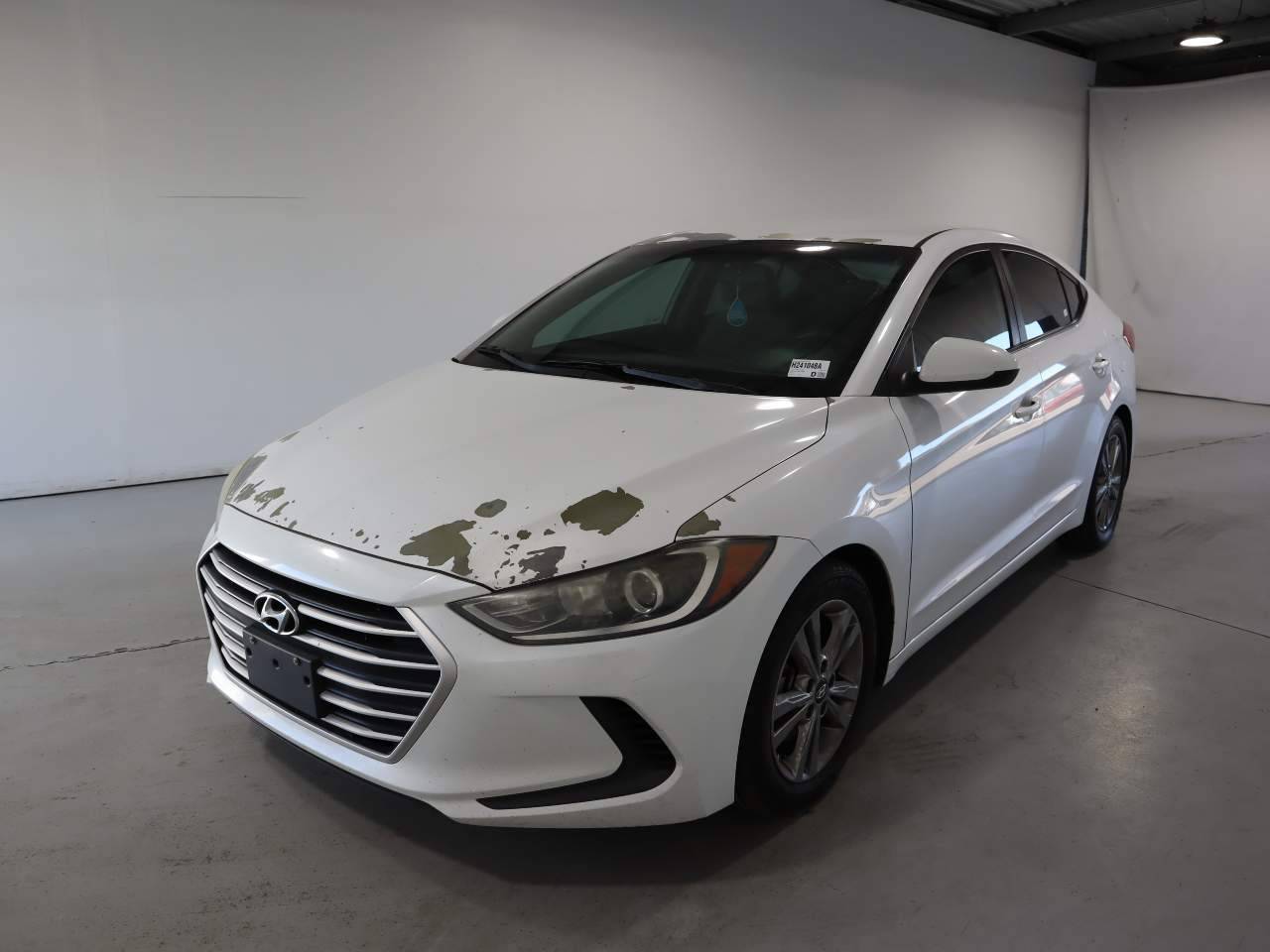 2017 Hyundai Elantra SE — Sedan — 126,372 mi — Phoenix, AZ