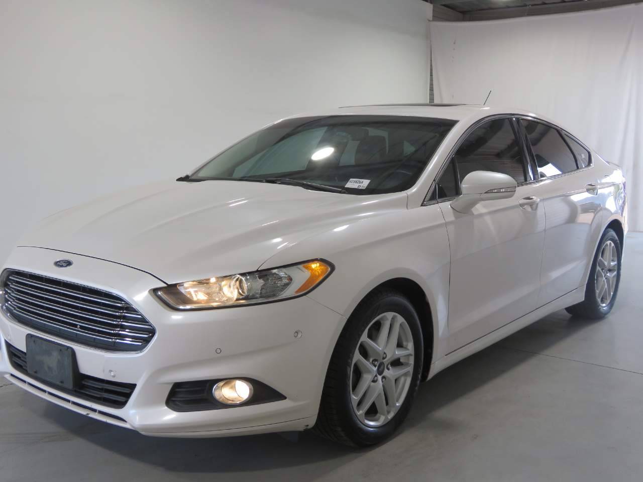 2013 Ford Fusion SE — Sedan — 109,971 mi — Phoenix, AZ